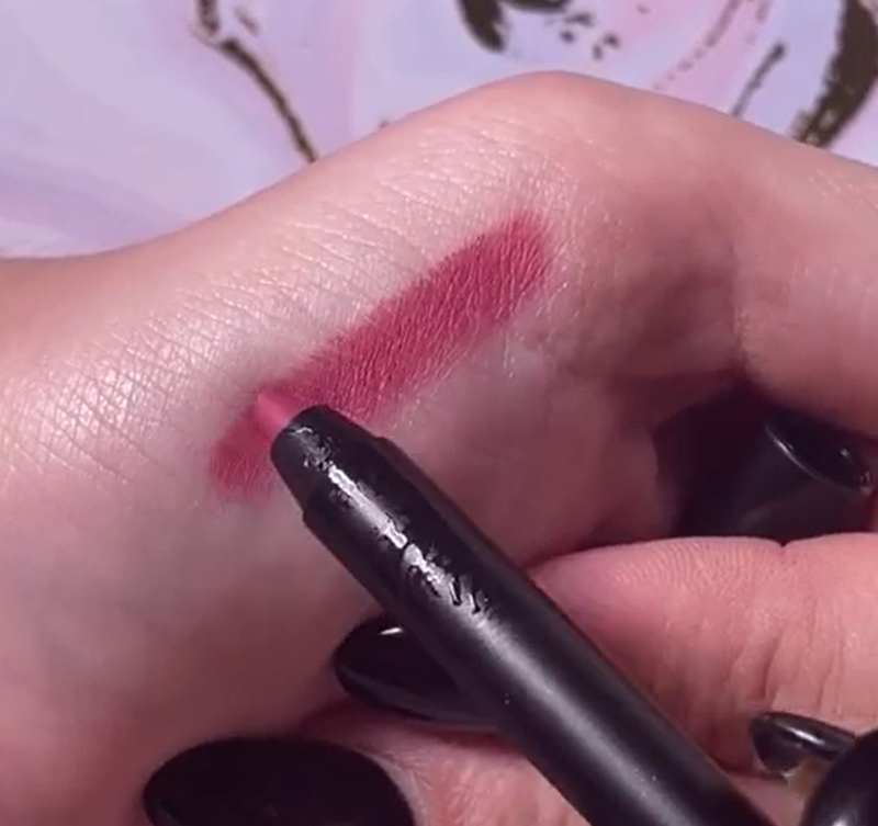 Pink Lip Liner Long Wearing, Transfer Proof