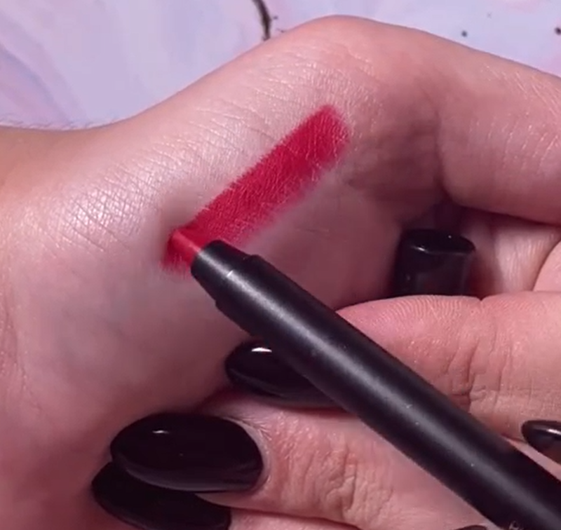 Red Lip Liner Long Wearing, Transfer Proof